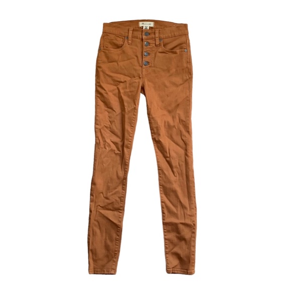 9" Mid-Rise Skinny Jeans: Garment-Dyed Button-Front Edition size 24 - Picture 5 of 9